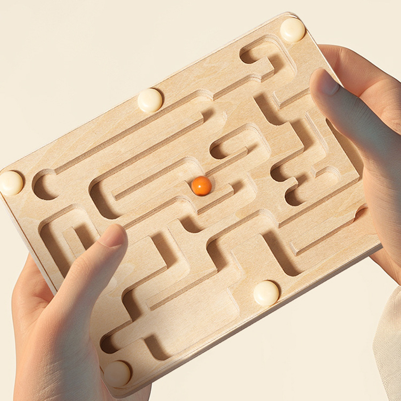 Small Wooden Balance Bead Maze - Board Game Saboteur avaliação e preço