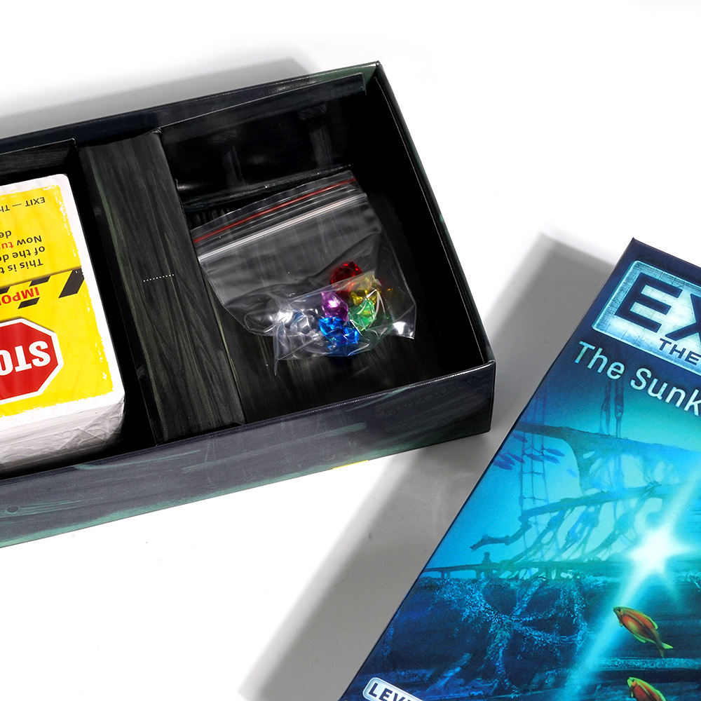 EXIT: The Sunken Treasure - Un - Board Game Saboteur avaliação e preço