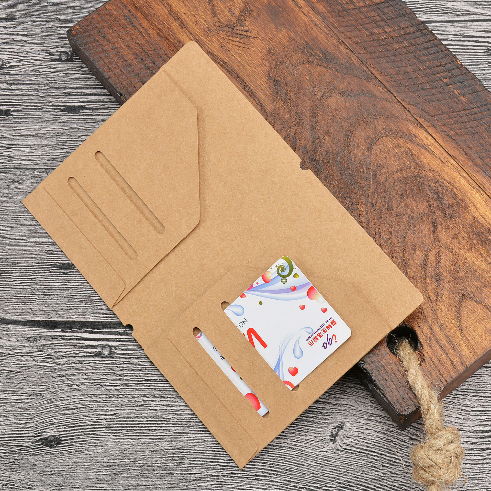 Sharkbang TN/Passport Kraft In - Board Game Book avaliação e preço